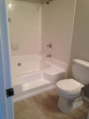 4211 CHATHAM OAK COURT 114, Tampa, FL 33624