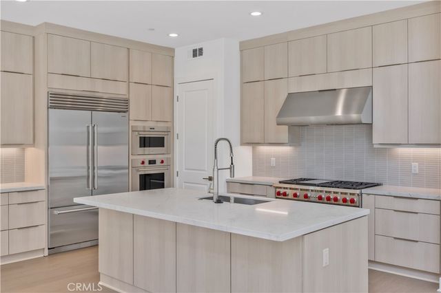 169 Creation, Irvine, CA 92618
