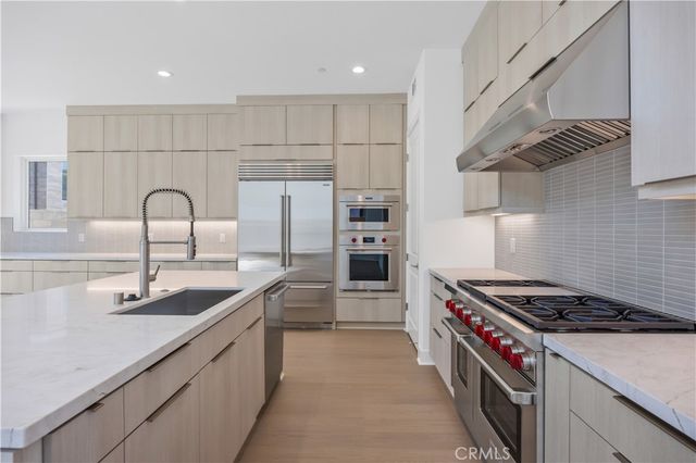 169 Creation, Irvine, CA 92618