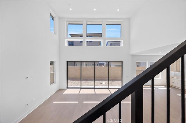 169 Creation, Irvine, CA 92618
