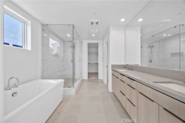 169 Creation, Irvine, CA 92618