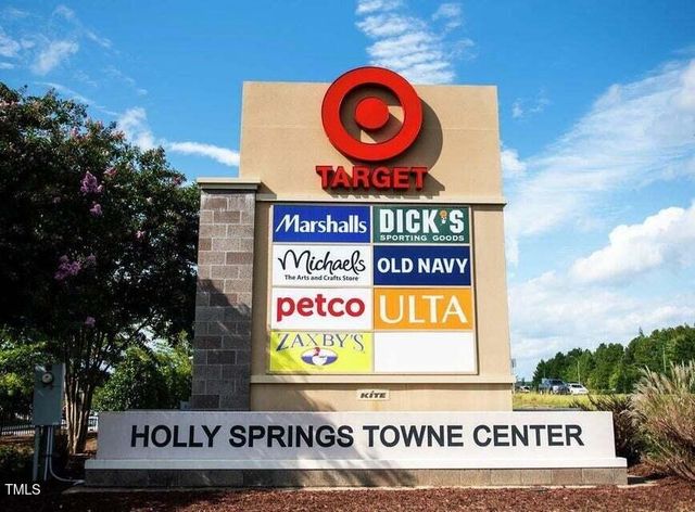 216 Trunnel Street, Holly Springs, NC 27540