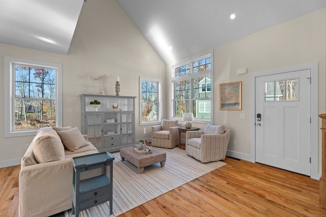 7 Ivy Hill Road 7, Waterford, CT 06385