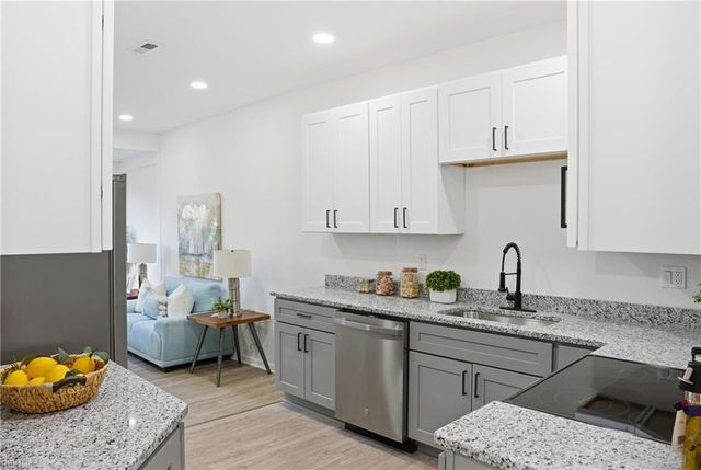 626 42nd ST, Newport News, VA 23607