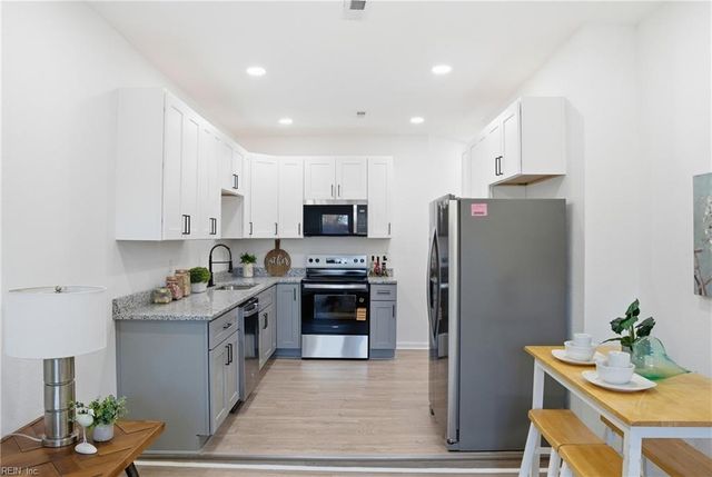 626 42nd ST, Newport News, VA 23607