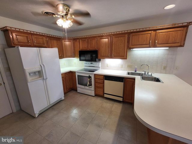 59 SANIBEL LN, Chambersburg, PA 17201