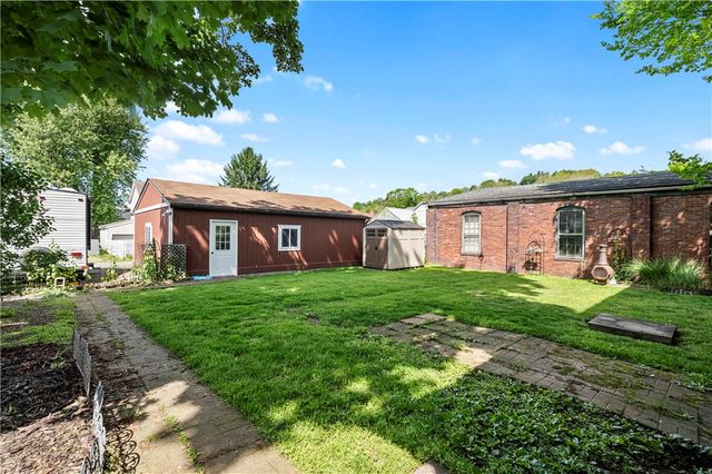 465 Market St, Beaver, PA 15009