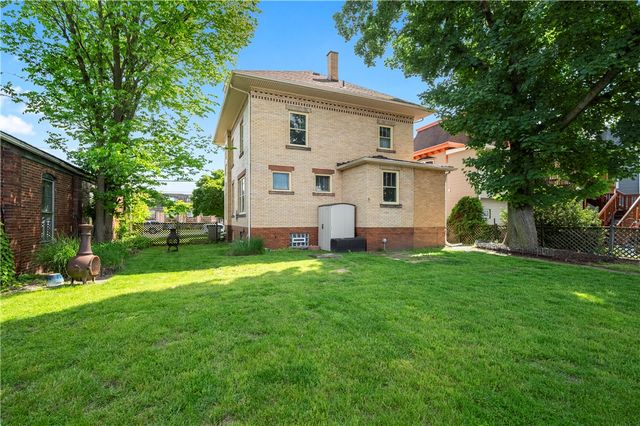465 Market St, Beaver, PA 15009