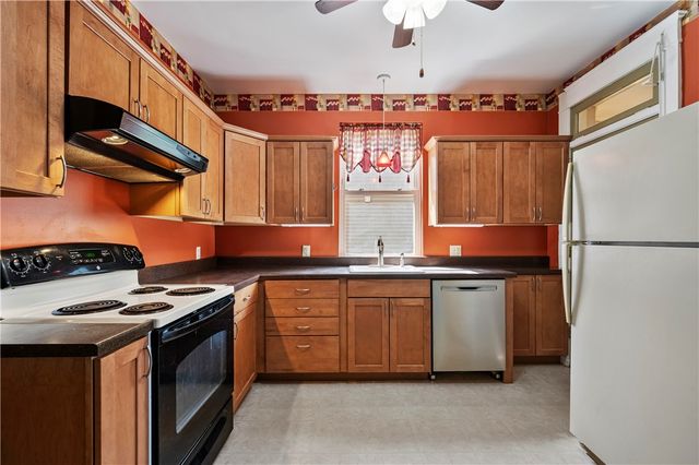 465 Market St, Beaver, PA 15009