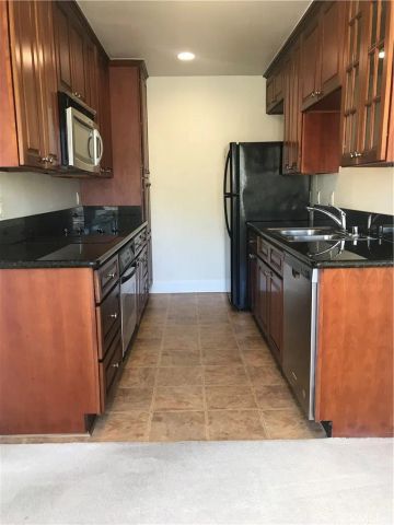 3110 Via Alicante D, La Jolla, CA 92037