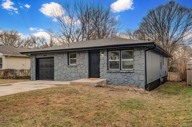 2641 N Pierce Avenue, Springfield, MO 65803