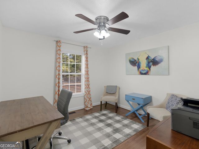 521 Levi Barnes Road, Jackson, GA 30233