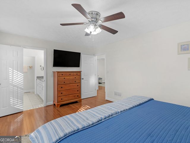 521 Levi Barnes Road, Jackson, GA 30233