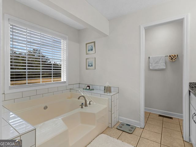 521 Levi Barnes Road, Jackson, GA 30233