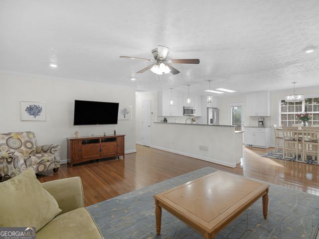 521 Levi Barnes Road, Jackson, GA 30233