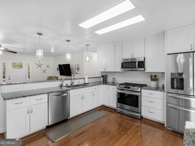521 Levi Barnes Road, Jackson, GA 30233