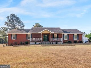 521 Levi Barnes Road, Jackson, GA 30233