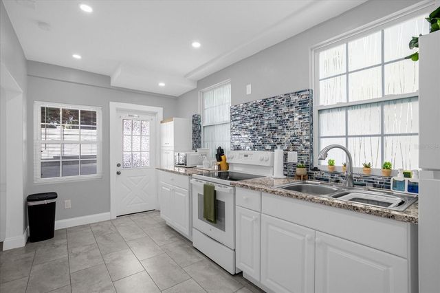 306 MARSHALL STREET, Clearwater, FL 33755