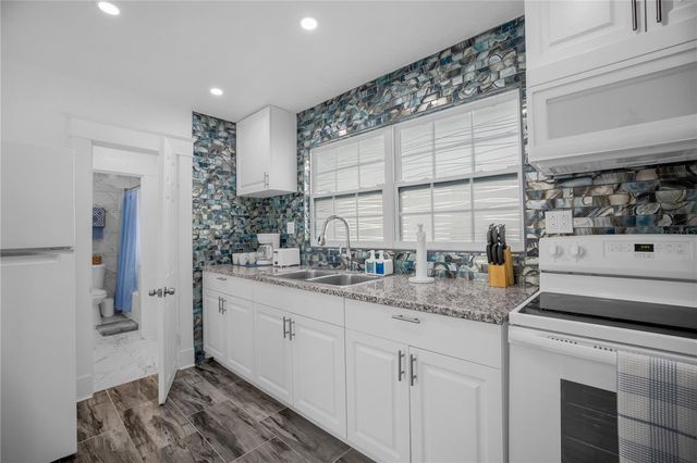 306 MARSHALL STREET, Clearwater, FL 33755