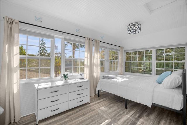 306 MARSHALL STREET, Clearwater, FL 33755