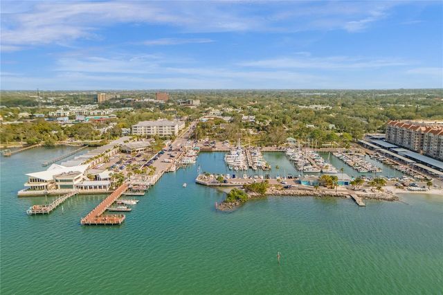 306 MARSHALL STREET, Clearwater, FL 33755