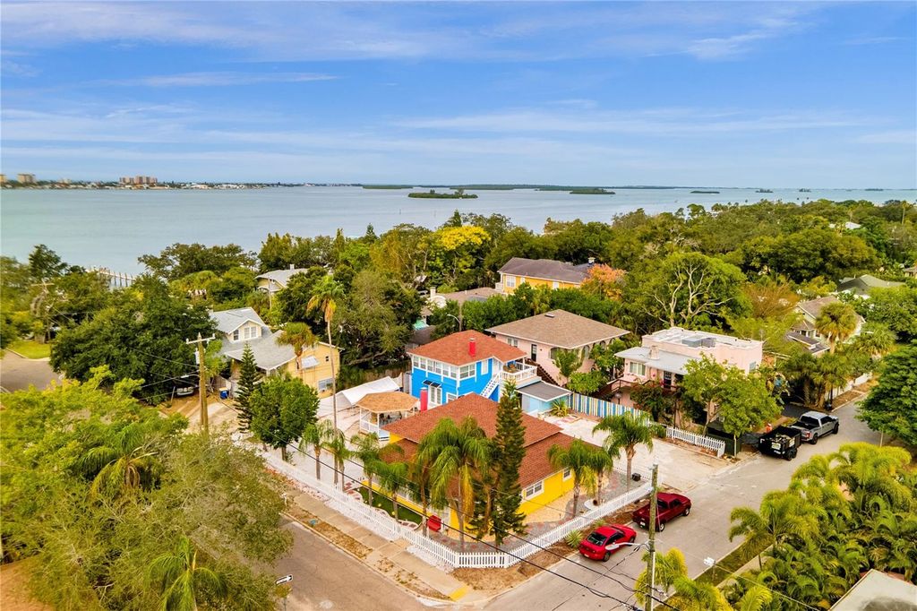 306 MARSHALL STREET, Clearwater, FL 33755