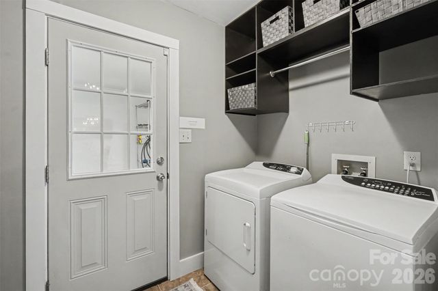 11407 Treebark Drive, Pineville, NC 28134