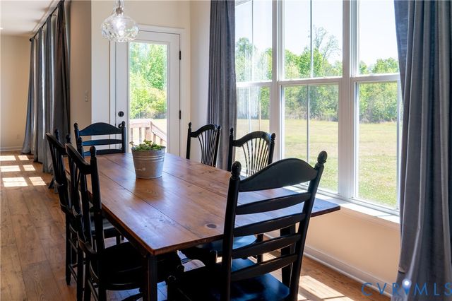 6726 Pine Straw Ln, New Kent, VA 23141