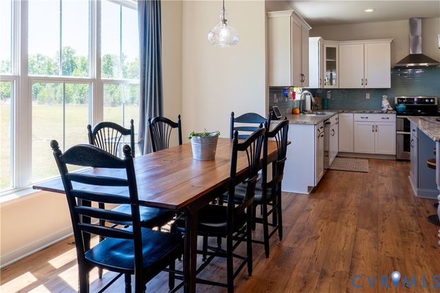 6726 Pine Straw Ln, New Kent, VA 23141
