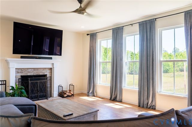 6726 Pine Straw Ln, New Kent, VA 23141
