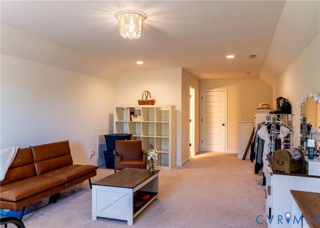 6726 Pine Straw Ln, New Kent, VA 23141