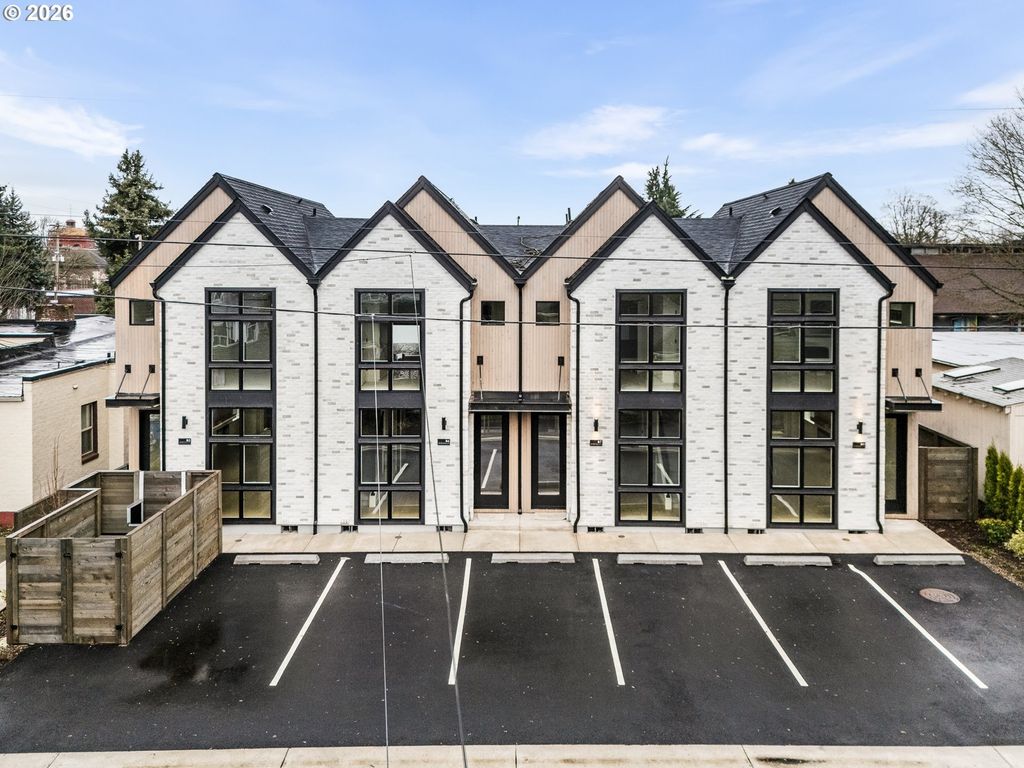 1911 Broadway St 8, Vancouver, WA 98663