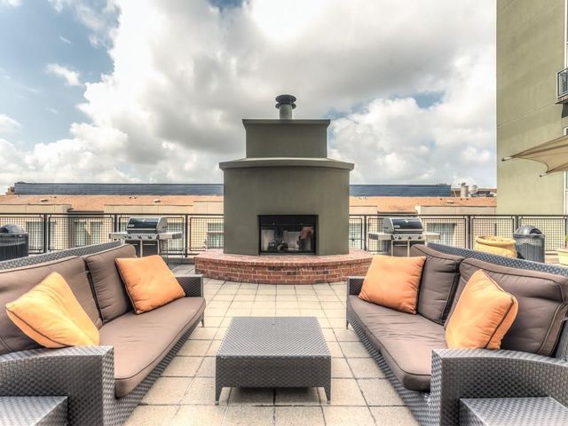 2000 Bagby Street 13439, Houston, TX 77002