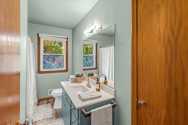 1843 Grant Road, Arden Hills, MN 55112