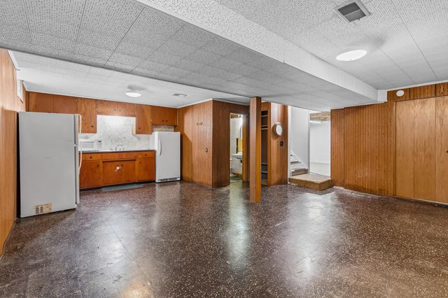 1843 Grant Road, Arden Hills, MN 55112