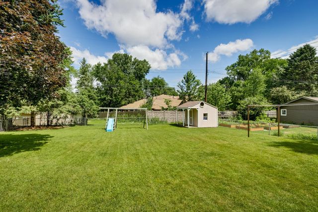 1843 Grant Road, Arden Hills, MN 55112