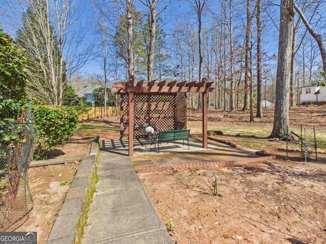 650 Lakeland Way, Athens, GA 30607