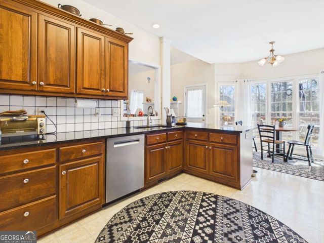 650 Lakeland Way, Athens, GA 30607