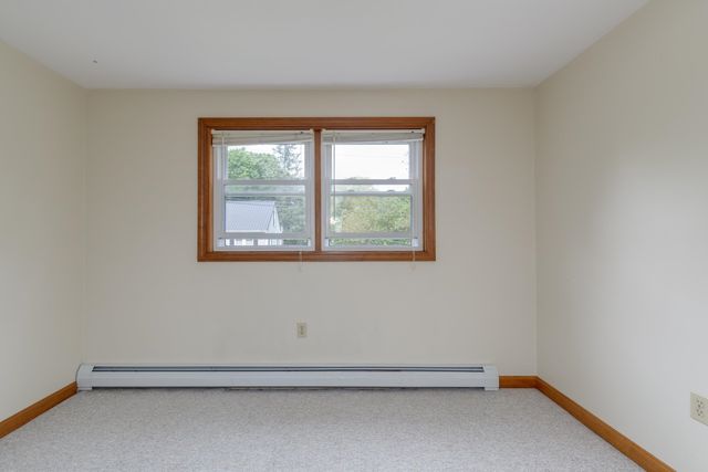 100 Dawson Avenue, Manchester, NH 03104