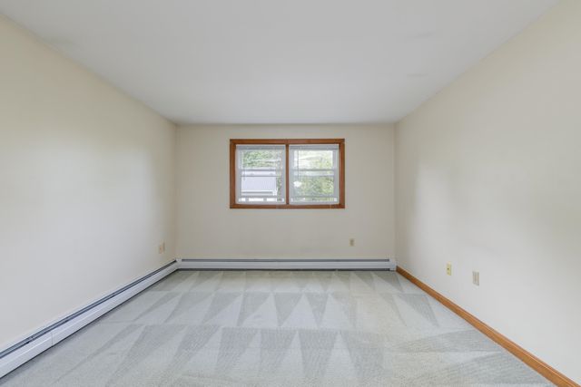 100 Dawson Avenue, Manchester, NH 03104