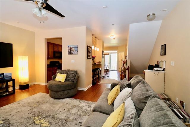 51 Transit LN, Newport News, VA 23601