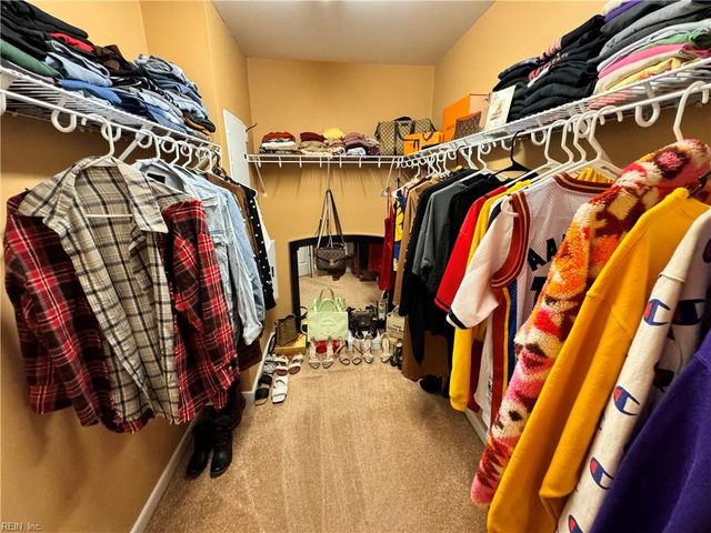 51 Transit LN, Newport News, VA 23601