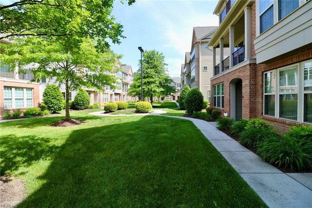 51 Transit LN, Newport News, VA 23601