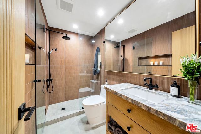 1033 Carol Drive 305, West Hollywood, CA 90069