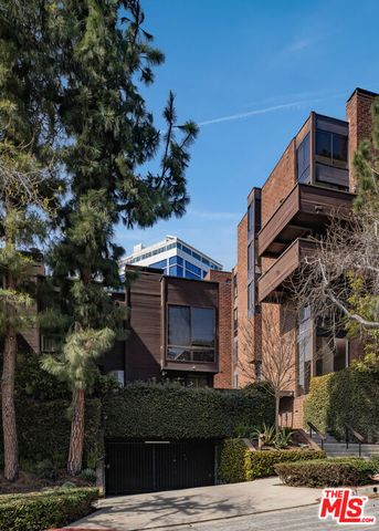1033 Carol Drive 305, West Hollywood, CA 90069