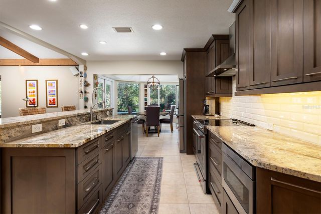 195 W SPRING LAKE DRIVE, Altamonte Springs, FL 32714