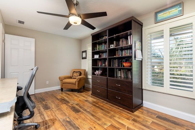 195 W SPRING LAKE DRIVE, Altamonte Springs, FL 32714