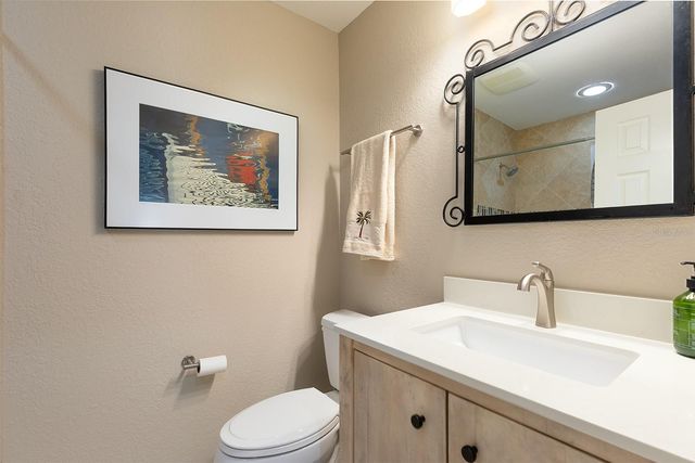 195 W SPRING LAKE DRIVE, Altamonte Springs, FL 32714