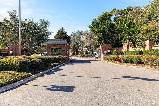 195 W SPRING LAKE DRIVE, Altamonte Springs, FL 32714