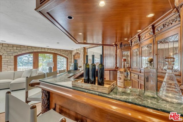 16560 Park Lane Circle, Los Angeles, CA 90049